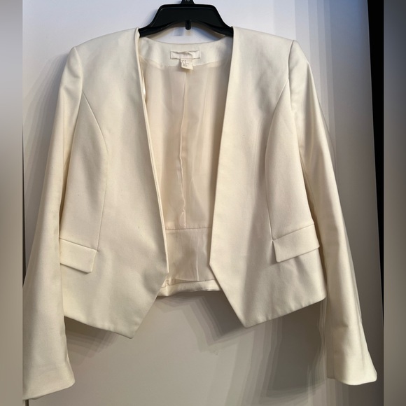 H&M Jackets & Blazers - H&M Cream Blazer